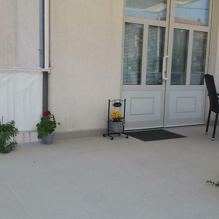 Apartments Sanja Трогир Экстерьер фото