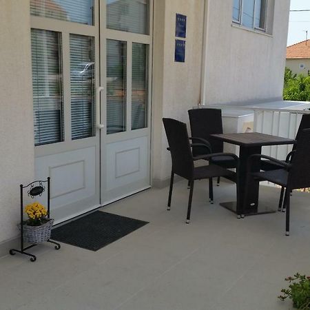 Apartments Sanja Трогир Экстерьер фото