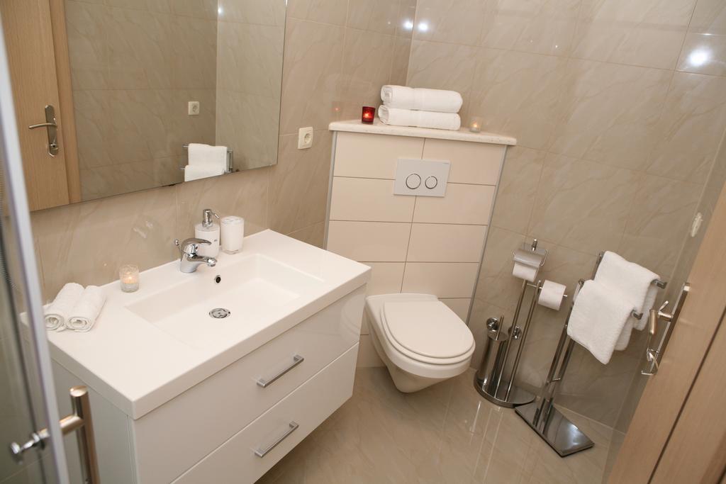 Apartments Sanja Трогир Экстерьер фото