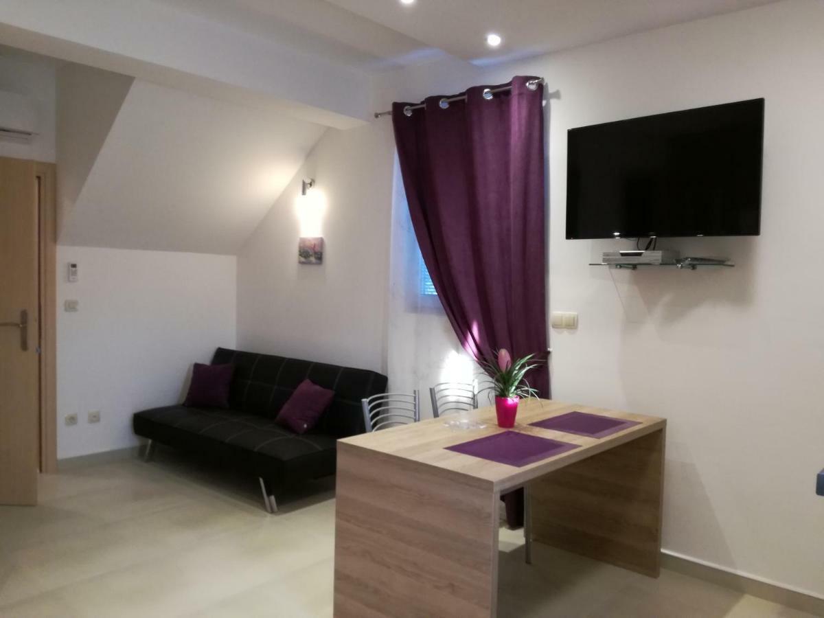 Apartments Sanja Трогир Экстерьер фото